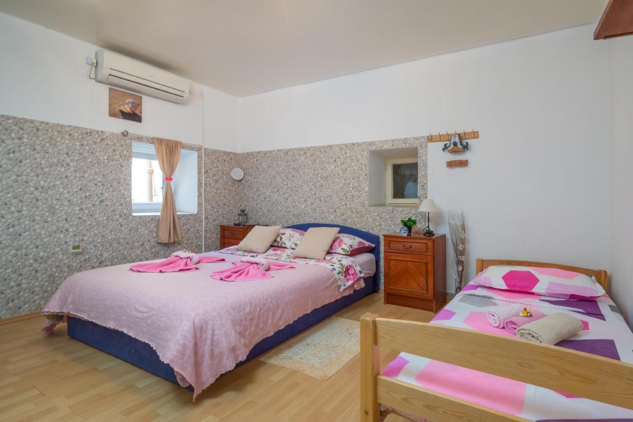 Guest House Ivona Split Bagian luar foto
