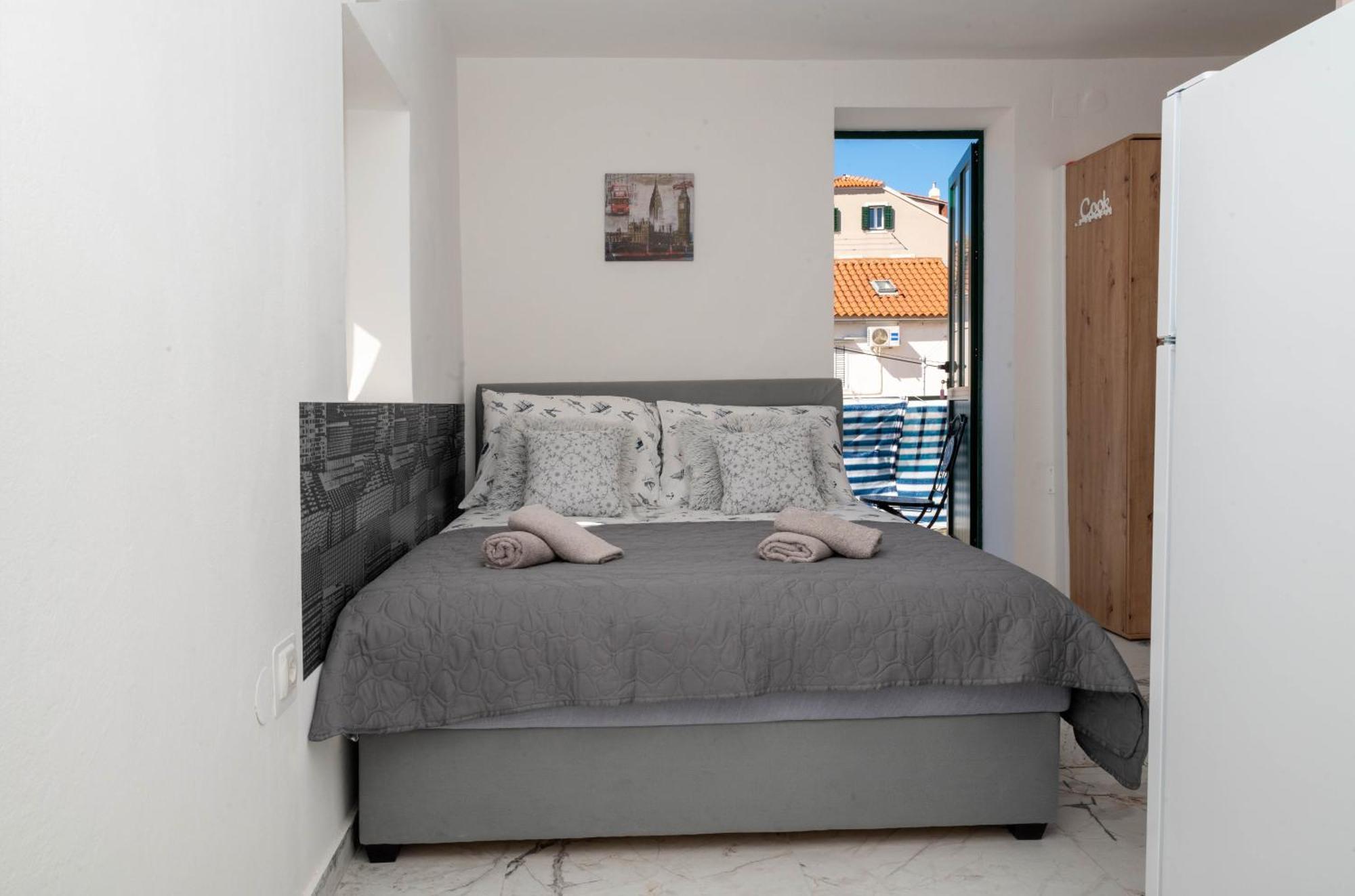 Guest House Ivona Split Bagian luar foto
