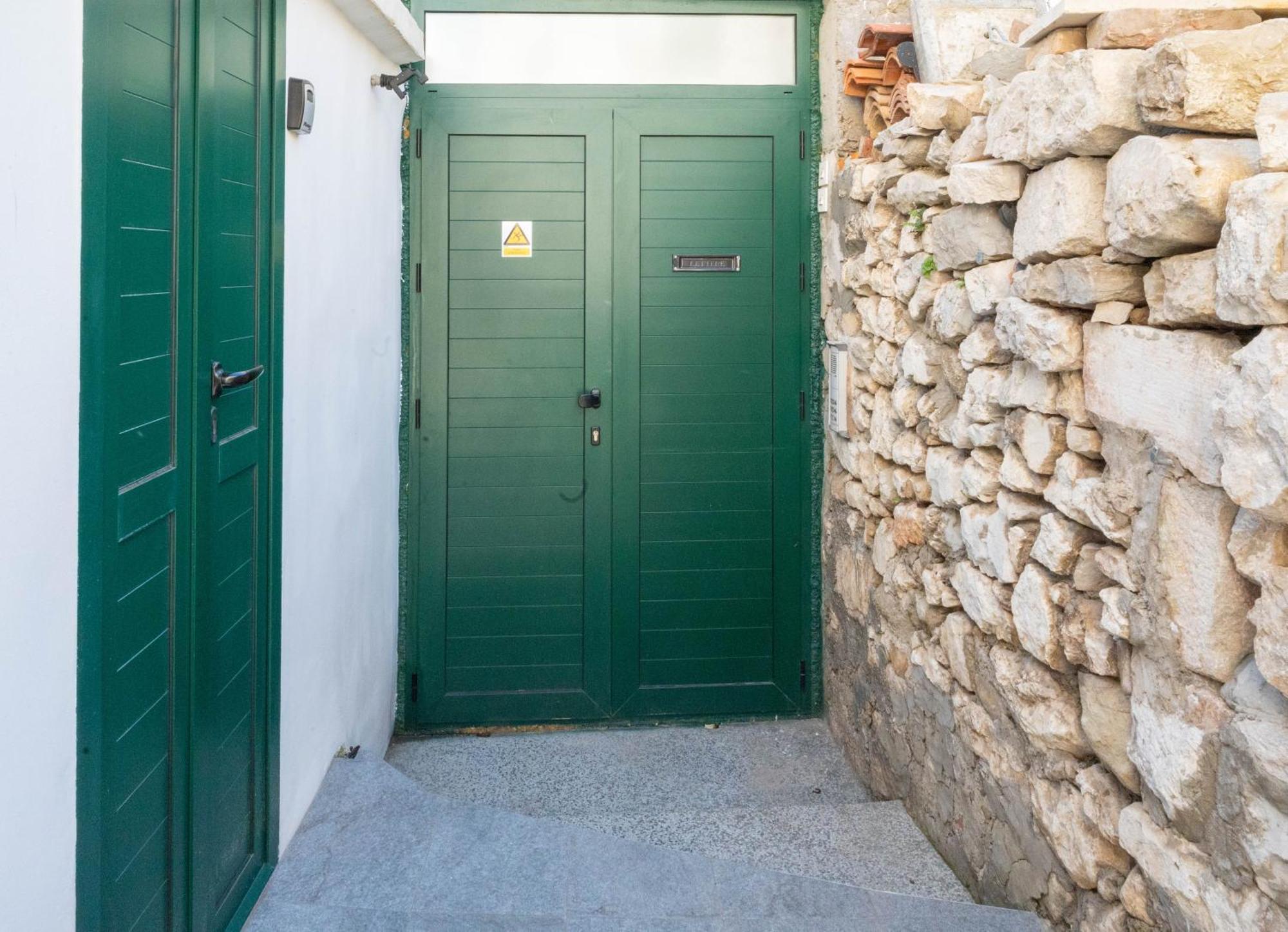 Guest House Ivona Split Bagian luar foto