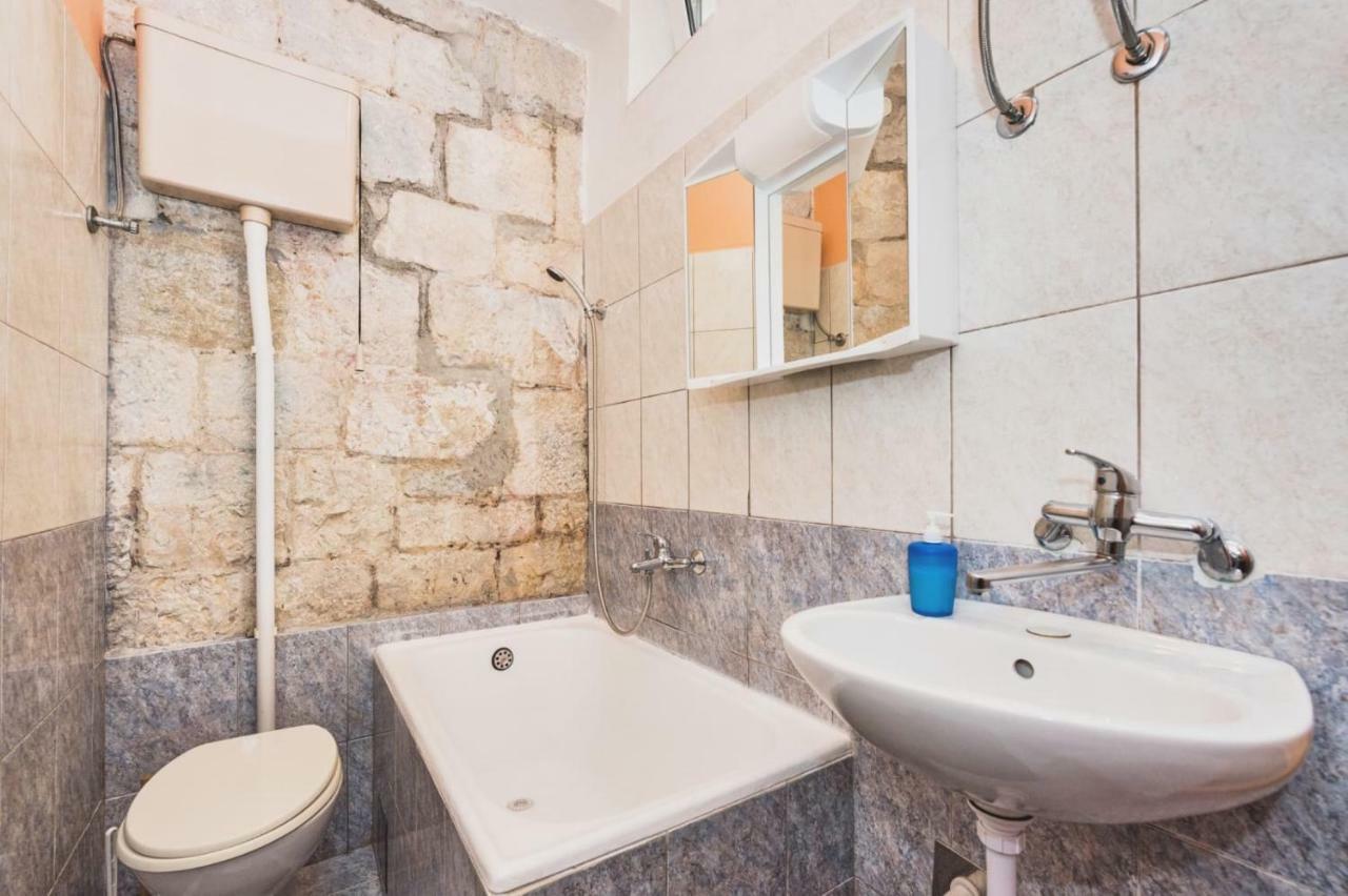 Guest House Ivona Split Bagian luar foto
