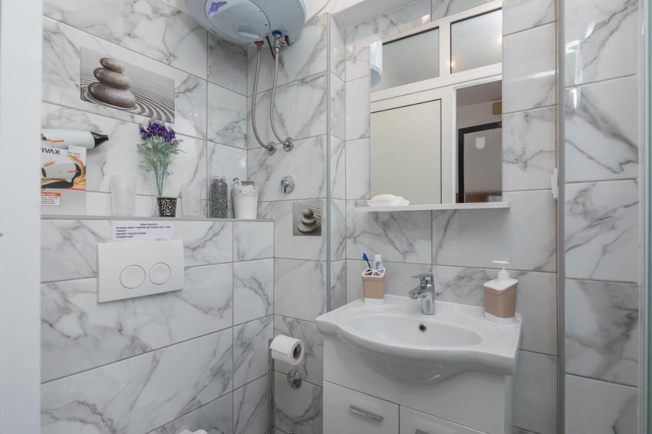 Guest House Ivona Split Bagian luar foto